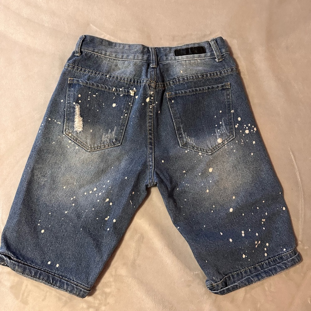 Rue21 distressed, bleached men’s jean shorts!